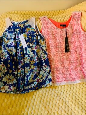 Bundle of 2 Sleeveless Tops Collective Concepts & C Luce SZ M Blue Print & Coral